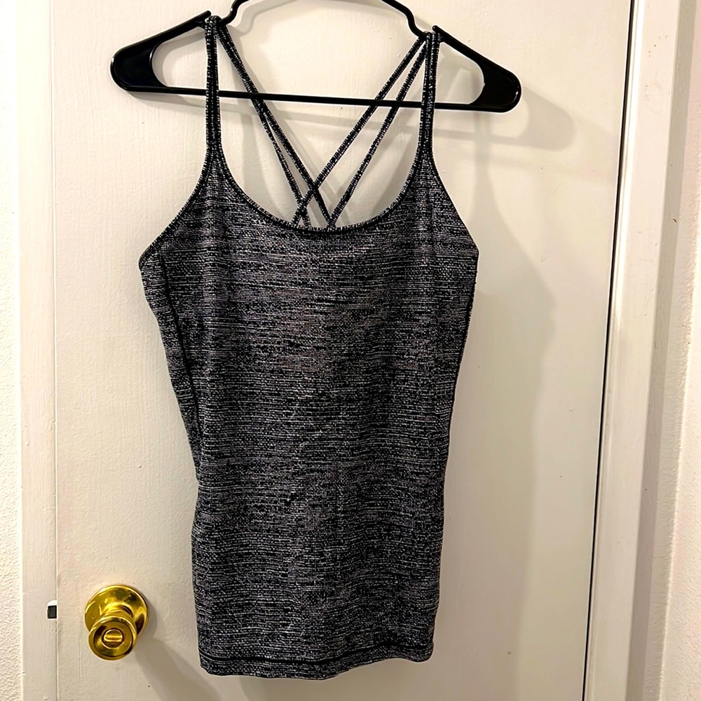 Lululemon tank